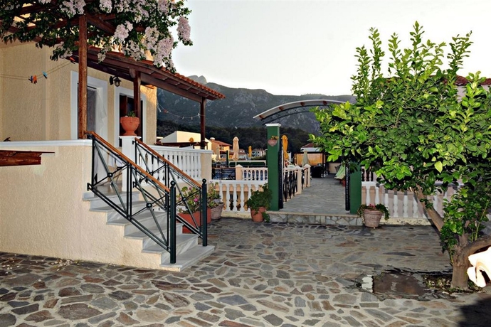 Imagen general del Hotel Athena, Kokkari. Foto 3