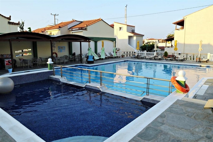 Imagen general del Hotel Athena, Kokkari. Foto 11