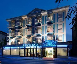 Imagen general del Hotel Athena, Lignano Sabbiadoro. Foto 1