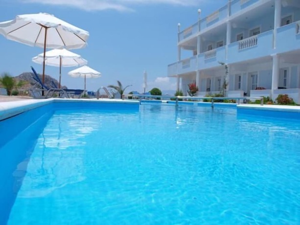 Imagen general del Hotel Athena Palace, Kárpatos. Foto 1