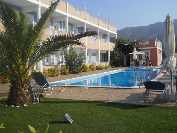 Imagen general del Hotel Athena Palace, K&aacute;rpatos. Foto 6
