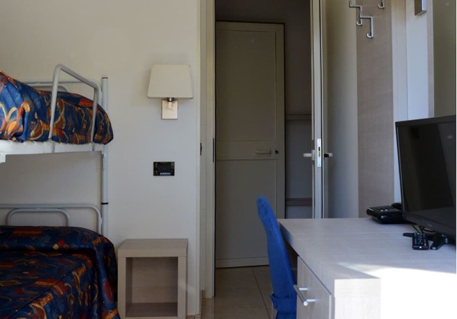 Imagen general del Hotel Athena, Pesaro. Foto 10