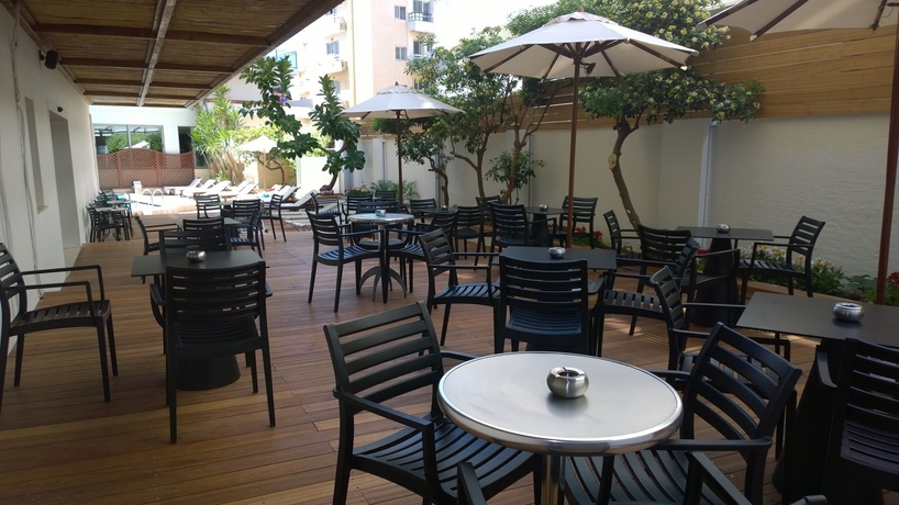 Imagen de los exteriores del Hotel Athena, Rodas. Foto 15