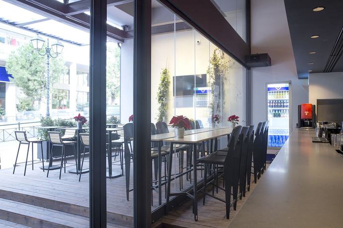 Imagen de los interiores del Hotel Athenaeum K 29. Foto 20