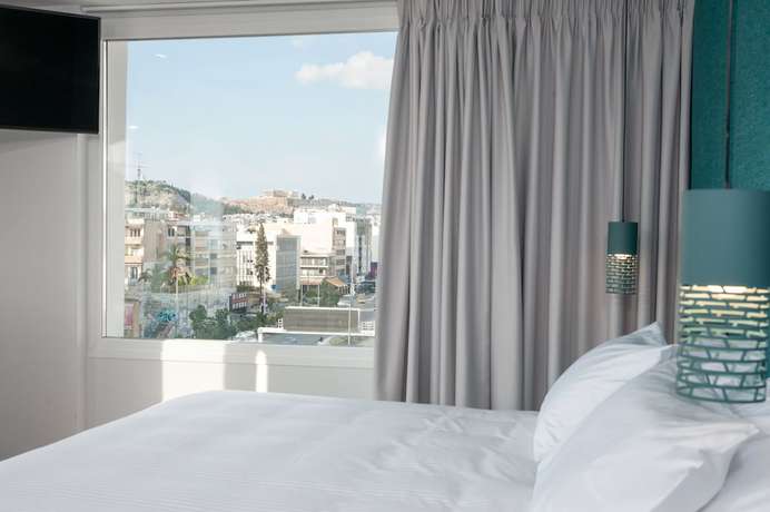 Imagen de la habitación del Hotel Athenaeum Smart. Foto 5