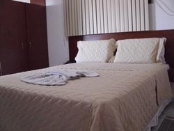 Imagen de la habitación del Hotel Athenas Apart. Foto 1
