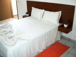 Imagen de la habitación del Hotel Athenas Apart. Foto 2