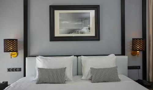 Imagen general del Hotel Athenian Riviera and Suites. Foto 5