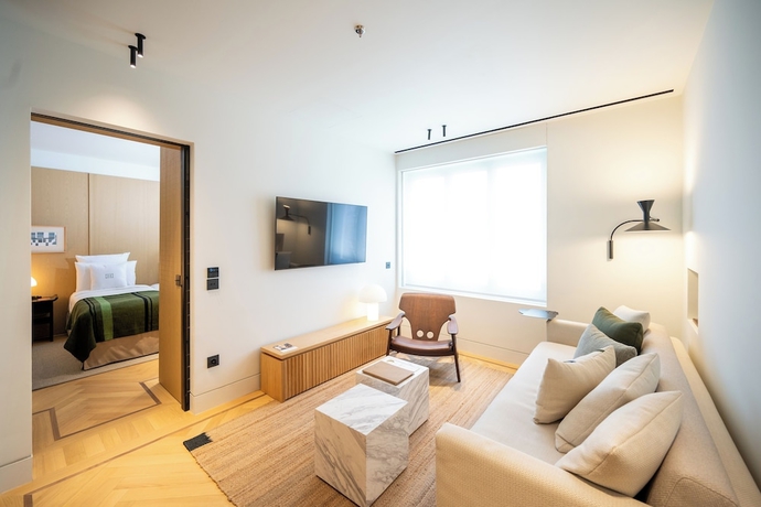 Imagen de la habitación del Hotel Athens Capital Suites-Mgallery Collection. Foto 10