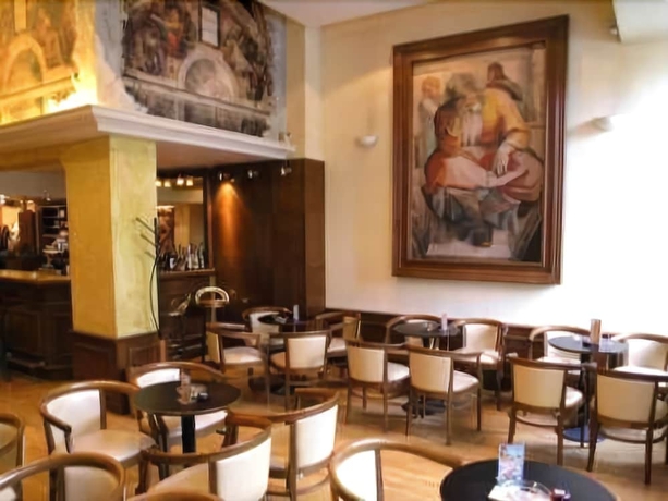 Imagen del bar/restaurante del Hotel Athens City. Foto 3