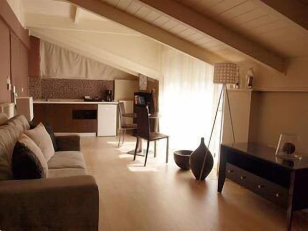 Imagen de la habitación del Hotel Athens Habitat. Foto 8