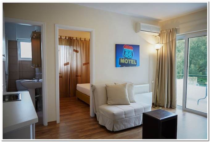 Imagen de la habitación del Hotel Athens Habitat Studios. Foto 10
