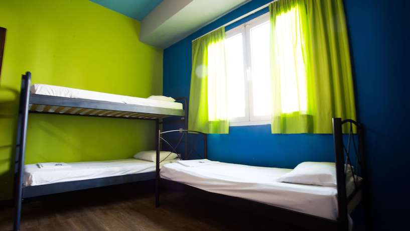 Imagen de la habitación del Hotel Athens International Youth and Hostel. Foto 13