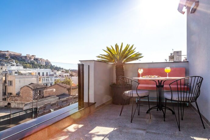 Imagen de la habitación del Hotel Athens Ivy Suites. Foto 17