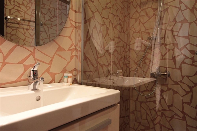 Imagen de la habitación del Hotel Athens Lotus. Foto 8