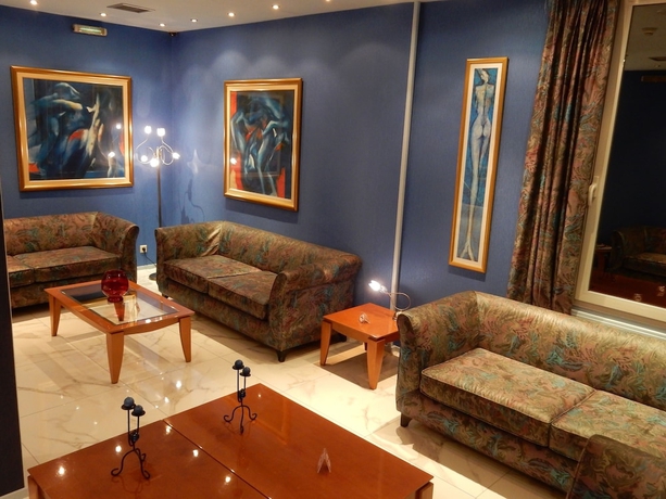 Imagen de los interiores del Hotel Athens Lydia. Foto 16