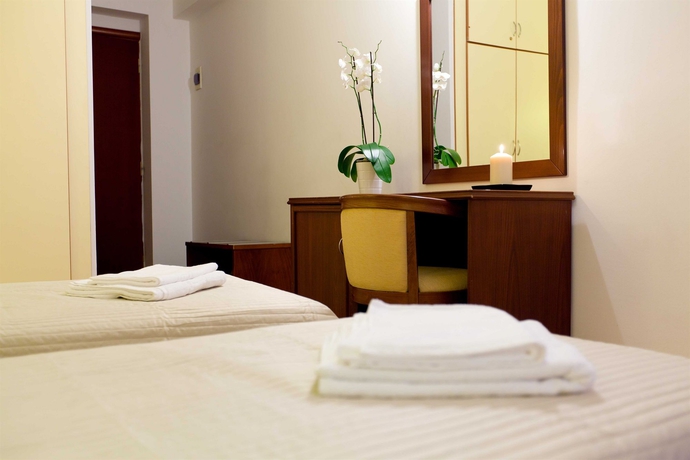 Imagen de la habitación del Hotel Athens Odeon. Foto 5