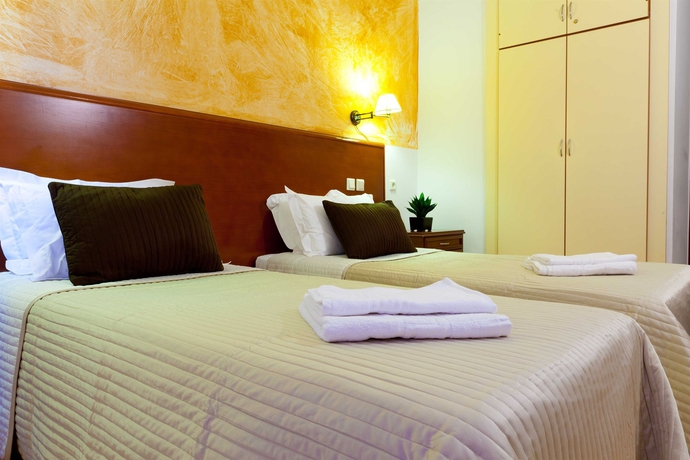 Imagen de la habitación del Hotel Athens Odeon. Foto 6