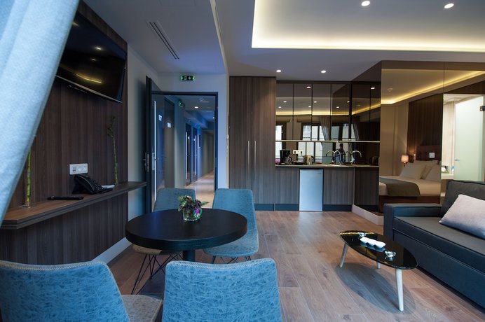 Imagen de la habitación del Hotel Athens Platinum Rooms and Suites. Foto 3