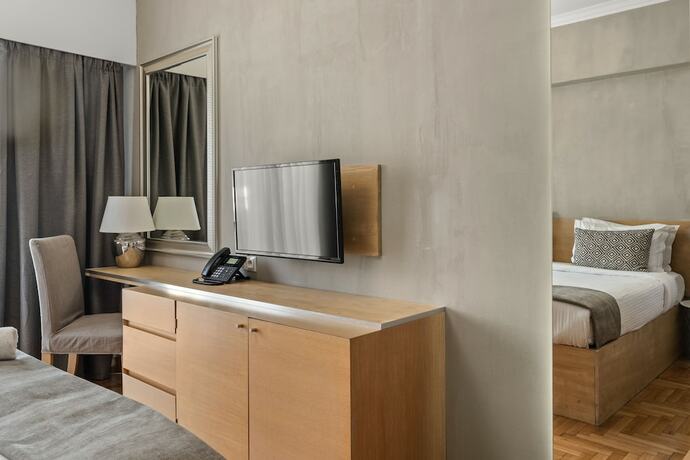 Imagen de la habitación del Hotel Athens Warehouse Boutique and Suites. Foto 18