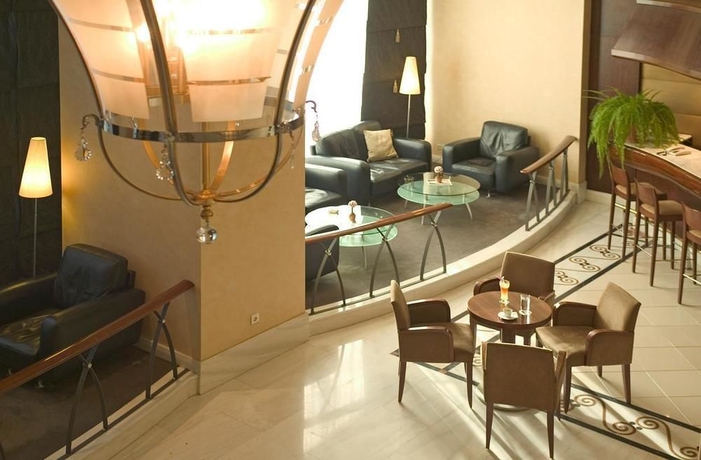 Imagen de los interiores del Hotel Athens Zafolia. Foto 9