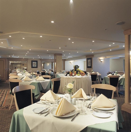 Imagen del bar/restaurante del Hotel Athens Zafolia. Foto 3