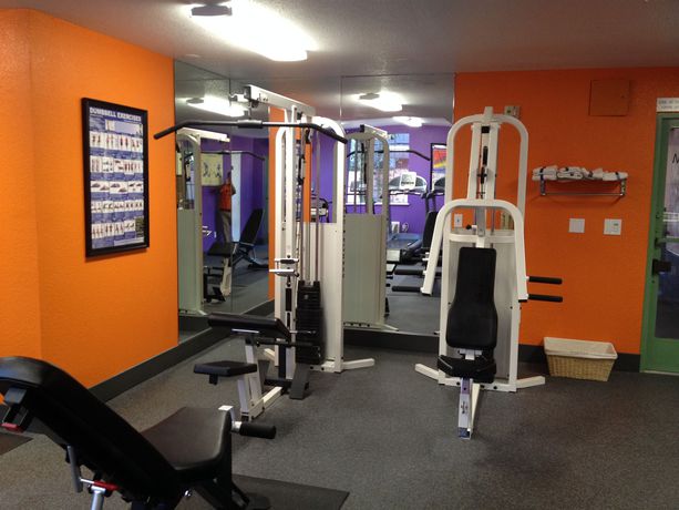 Imagen de los interiores del Hotel Atherton Park Inn and Suites. Foto 12