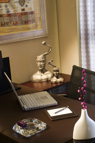 Imagen de los interiores del Hotel Athestel Chongqing. Foto 14