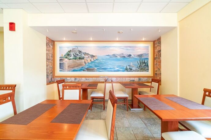 Imagen general del Hotel Athina, Agios Georgios Pagon. Foto 5