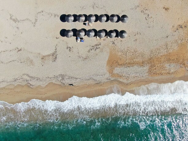 Imagen general del Hotel Athina, Agios Georgios Pagon. Foto 14