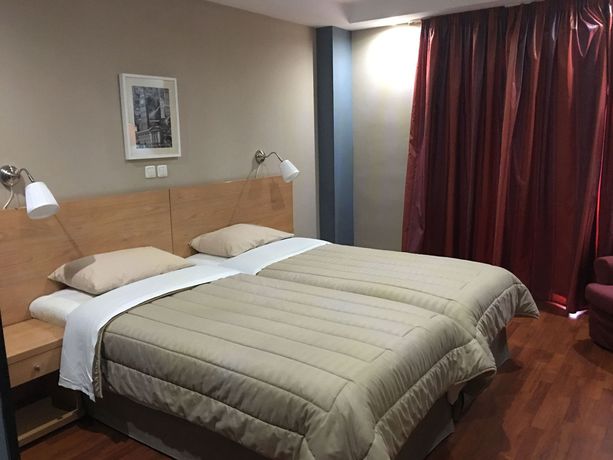 Imagen de la habitación del Hotel Athina Airport. Foto 3