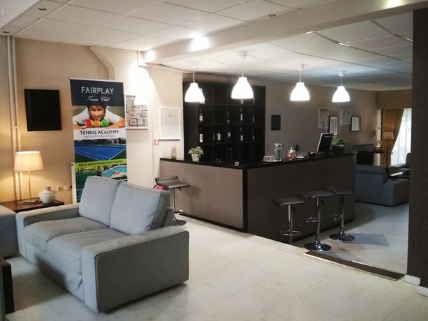 Imagen de los interiores del Hotel Athina City. Foto 18