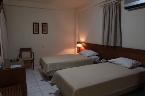 Imagen de la habitación del Hotel Athina, Lamía. Foto 5