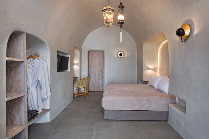 Imagen de la habitación del Hotel Athina Luxury Suites. Foto 10