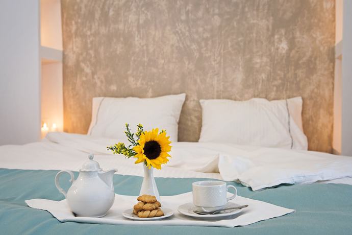 Imagen de la habitación del Hotel Athina Luxury Suites. Foto 13