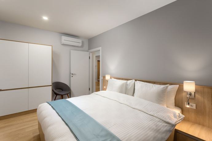 Imagen de la habitación del Hotel Athina Suites. Foto 3