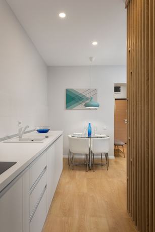 Imagen de la habitación del Hotel Athina Suites. Foto 6