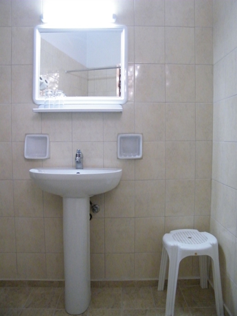 Imagen de la habitación del Hotel Athinaikon, Heraklion. Foto 10