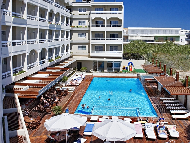 Imagen de la piscina del Hotel Athineon, Rodas. Foto 11