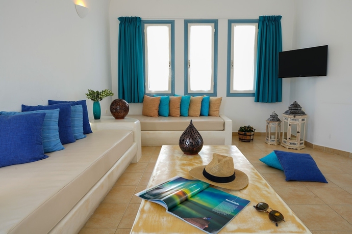 Imagen de la habitación del Hotel Athiri Santorini. Foto 6