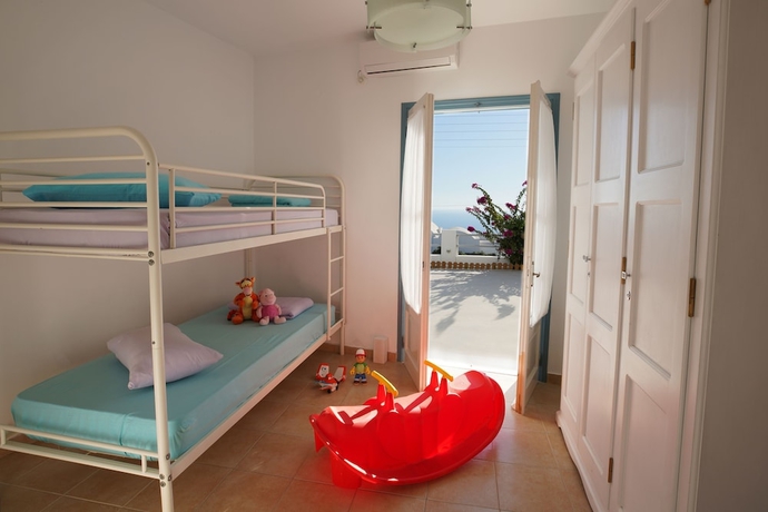 Imagen de la habitación del Hotel Athiri Santorini. Foto 13