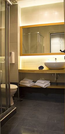 Imagen de la habitación del Hotel Athlos. Foto 11