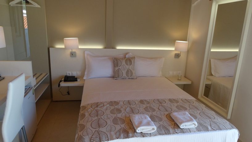 Imagen de la habitación del Hotel Athos Guest House Pansion. Foto 2