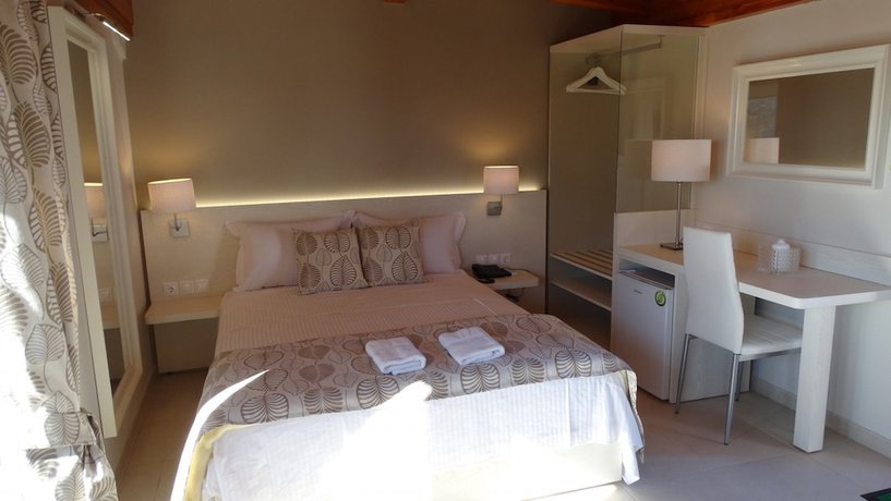 Imagen de la habitación del Hotel Athos Guest House Pansion. Foto 6