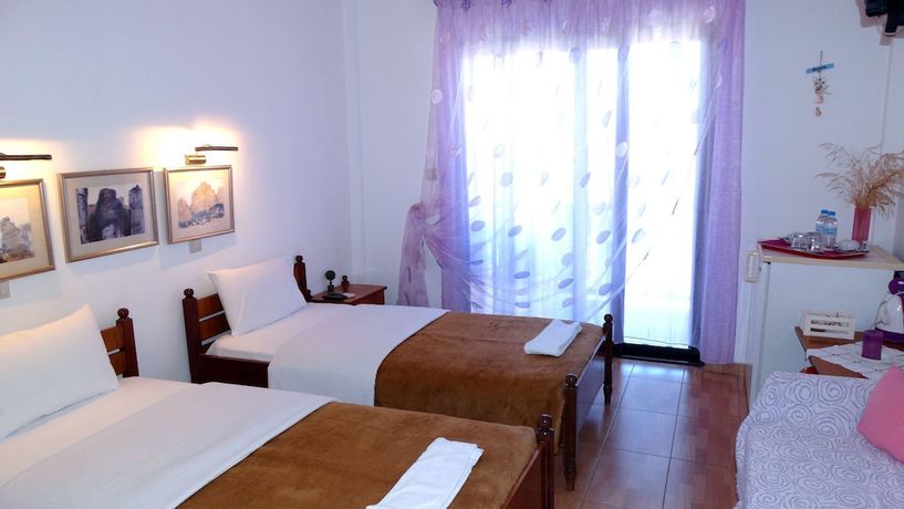 Imagen de la habitación del Hotel Athos Guest House Pansion. Foto 9