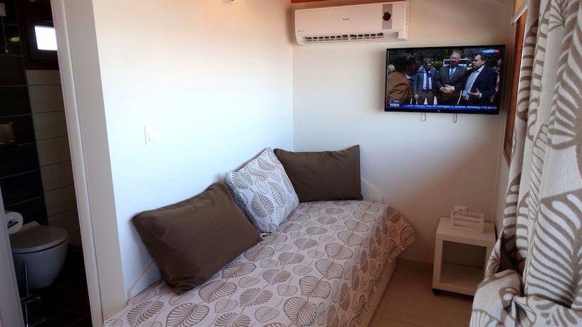 Imagen de la habitación del Hotel Athos Guest House Pansion. Foto 17