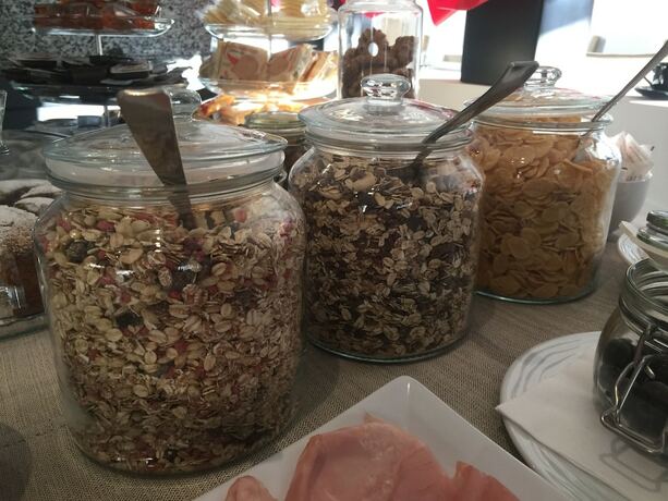 Imagen general del Hotel Athos, Pasina. Foto 5