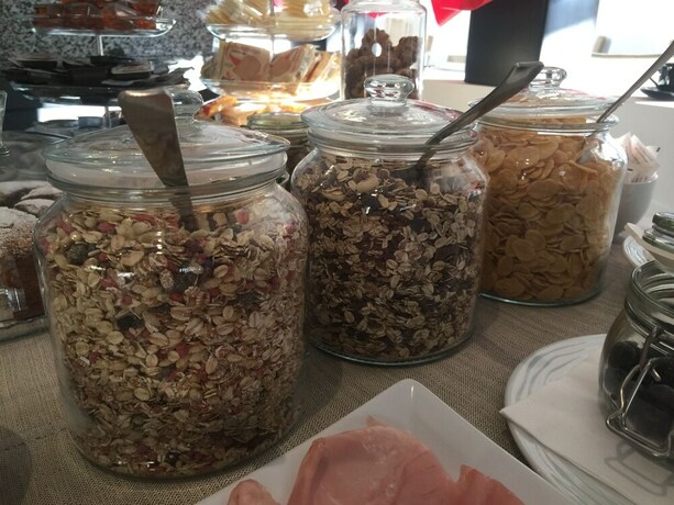 Imagen del bar/restaurante del Hotel Athos, Riva del Garda. Foto 14