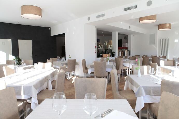 Imagen general del Hotel Athos, Riva del Garda. Foto 4