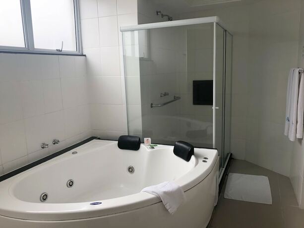 Imagen de la habitación del Hotel Athos, Teres&oacute;polis. Foto 4